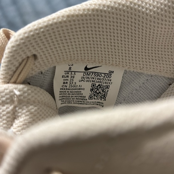 NIKE Court Legacy Lift Women’s Sneakers - Picture 7 of 7